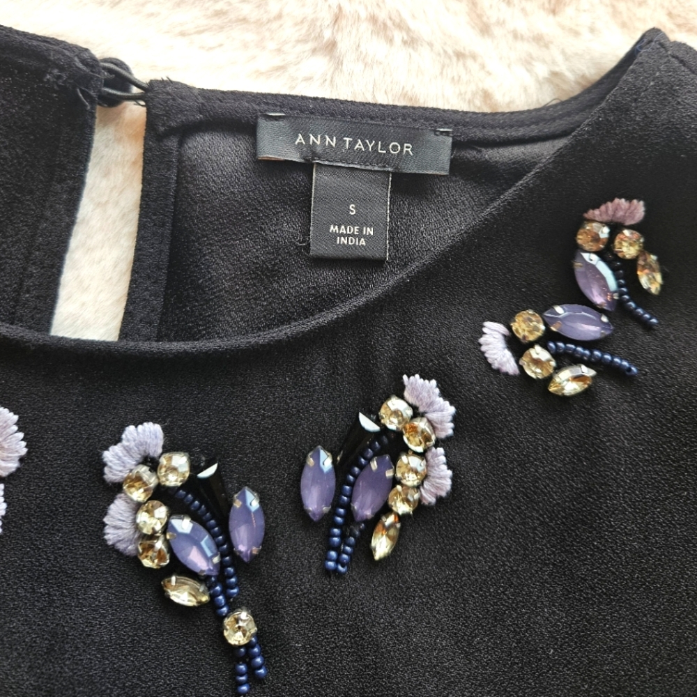 Ann Taylor Black Gorgeous Embellished Top with kick flair cuffs, Size Small